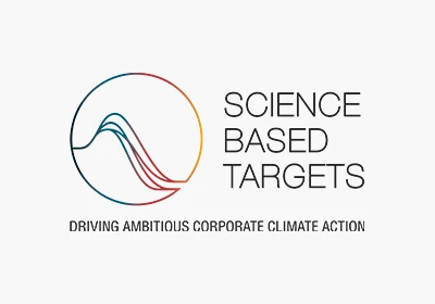 Logo der Science Based Targets initiative: „Science Based Targets – Driving Ambitious Corporate Climate Action“ (Ambitionierter Klimaschutz in Unternehmen).